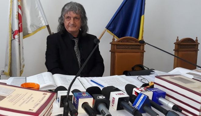 Lansare de carte la Palatul Arhiepiscopal din Constanța - ytttttt-1622648278.jpg