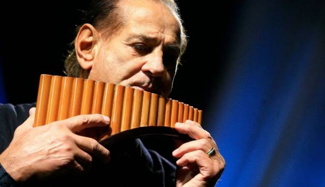 Concert Gheorghe Zamfir & Orchestra, la Constanța - zamfir7-1444564654.jpg