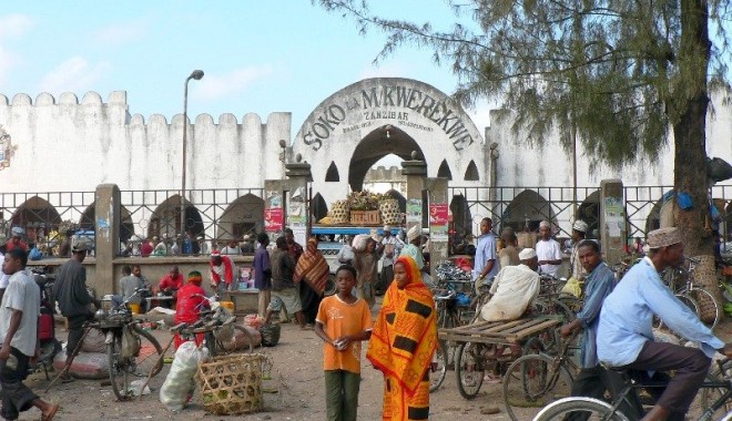 Turiste birtanice, atacate cu acid în Tanzania: Poliția îi caută pe agresori - zanzibar-1375950431.jpg