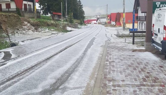 Vremea s-a schimbat radical. Ninge în mijlocul lunii aprilie - zapada-1555152408.jpg