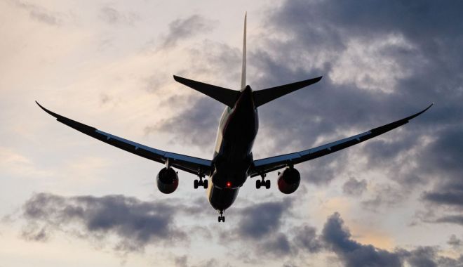 O mare companie aeriană va relua zborurile spre și dinspre România - zbor-1671117294.jpg
