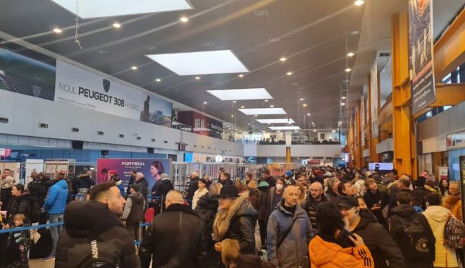 Zboruri anulate sau întârziate la Cluj din cauza ceții. Aglomerație infernală pe aeroport - zbor-1672664562.jpg