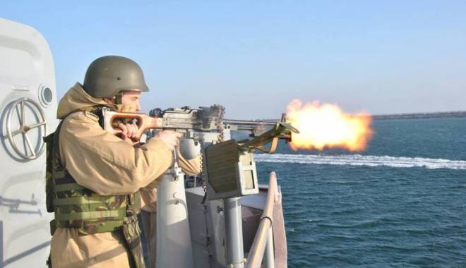 NATO începe cele mai importante manevre din ultimii 13 ani - zecidemiidemilitarinatovorefectu-1443780112.jpg