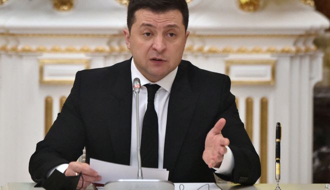 Zelenski le cere magnaților și politicienilor care au fugit din Ucraina să se întoarcă - zelenski-1644940816.jpg