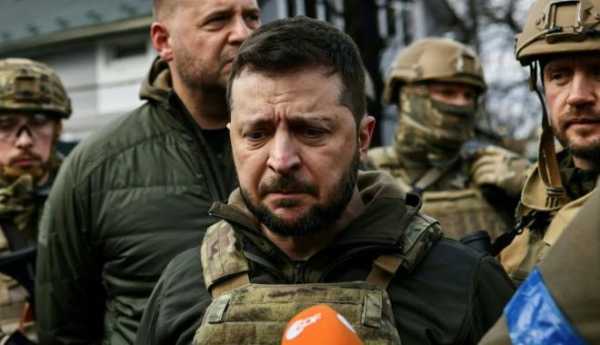 Zelenski s-a întâlnit cu conducerea armatei şi a serviciilor de informaţii