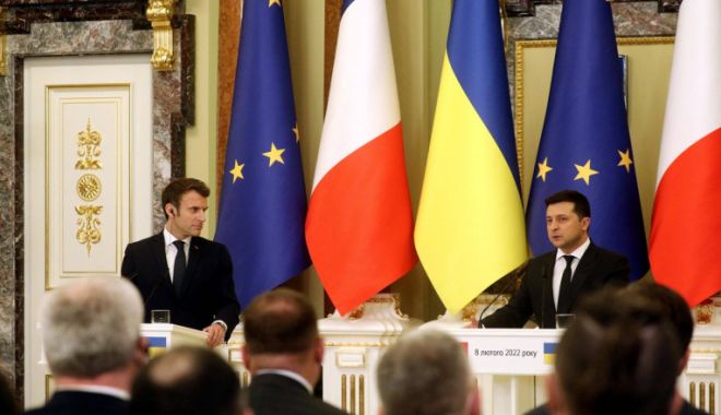 Zelenski l-a invitat pe Macron să se convingă cu ochii lui că rușii comit genocid - zelenskiinvitatie-1650290915.jpg