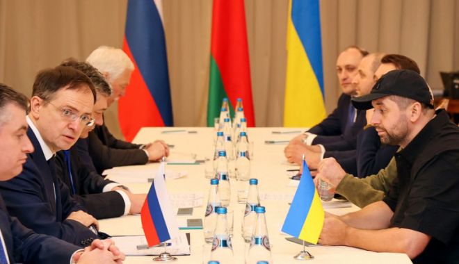 O nouă rundă de negocieri între Ucraina și Rusia. Locul întâlnirii a fost schimbat - zgjhmtu0mmqyytu0mzc5n2vjzjdjy2e4-1646219458.jpg