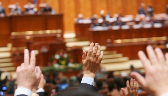 Încă o zi liberă de la stat! - zilibera-1372341562.jpg