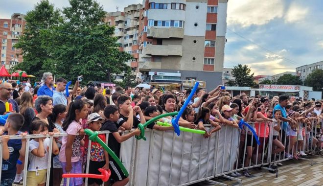 Zilele Oraşului Năvodari, sărbătorite ca într-o mare familie - ziua-navodari-1690730126.jpg