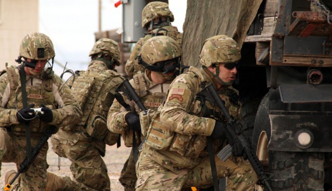 Ziua Forțelor Terestre, sărbătorită de militarii constănțeni - ziuafortelorterestre-1398192109.jpg