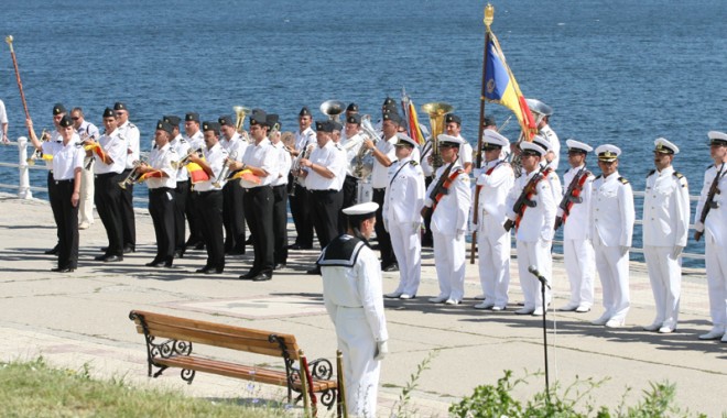 Ziua Imnului, celebrată de Prefectura Constanța - ziuaimnului36-1343572767.jpg