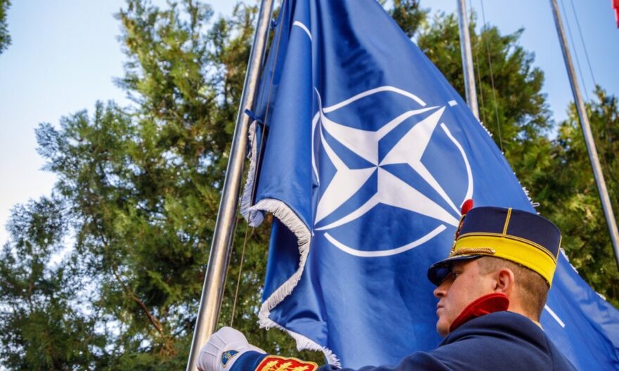 MAE - NATO rămâne fundamentul securităţii naţionale - ziuanatoe1775373020399880x528-1775378017.webp