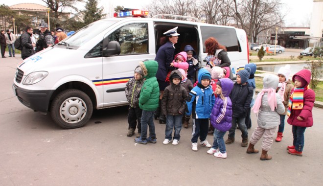 Ziua Poliției Române,  sărbătorită la Constanța - ziuapolitiei7-1364229528.jpg