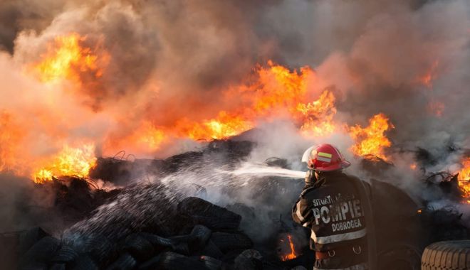 Ziua Pompierilor din România. Mesajul inspectorului şef al ISU Dobrogea - ziuapompierilor-1599983118.jpg