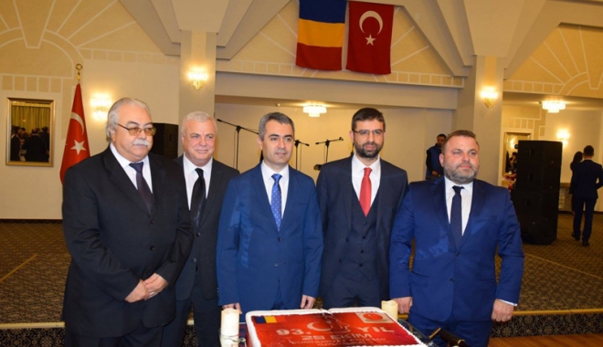 Consulatul Turciei a marcat Ziua Națională,  la Constanța - ziuaturciei2-1477833643.jpg