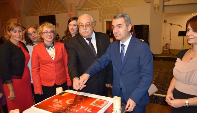 Consulatul Turciei a marcat Ziua Națională,  la Constanța - ziuaturcieiprint-1477833620.jpg