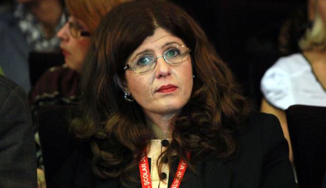 Tensiuni la Școala nr. 28. Inspectorul general Gabriela Bucovală monitorizează situația - zoia-1445968046.jpg