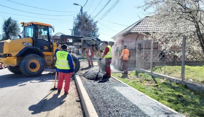 Zona pietonală din cartierul Palazu Mare se reabilitează - zonapietonalasursaprimaria-1584099850.jpg