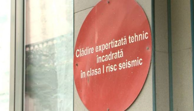 Studiu: Peste jumătate dintre români îngrijoraţi de rezistenţa locuinţei în cazul unui cutremur major