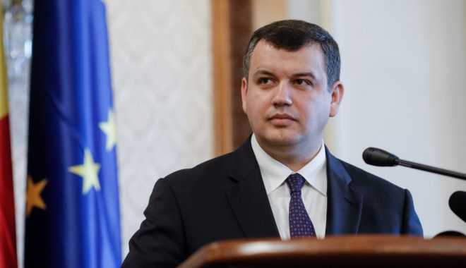 Congresul Extraordinar al PMP: Eugen Tomac, ales preşedinte al partidului - zty5njyzmmeyyjjmmgu4zjhjyjkzmgm2-1645275937.jpg