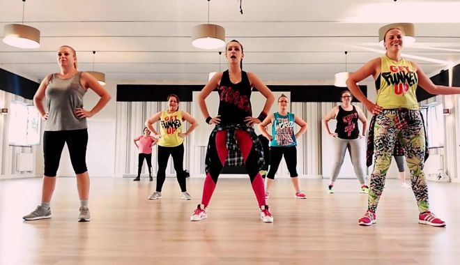 Zumba vă ajută să scăpați de kilogramele în plus - zumba-1708083516.jpg