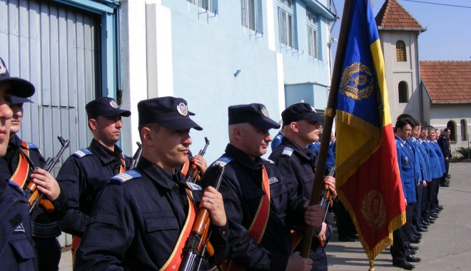 Ziua Porților Deschise la Jandarmeria Constanța - zzzz-1333055746.jpg