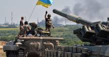Stire din Actualitate : Ucraina: Atac cu rachete la portul Mariupol. Cel puțin zece persoane au murit