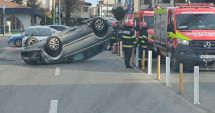Stire din Eveniment : Accident spectaculos în ziua de Crăciun. O mamă și un copil s-au răsturnat cu mașina în zona Delfinariu