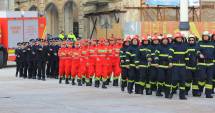 Stire din Eveniment : Pompieri, militari, polițiști, cât valorează viața voastră?