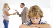 Stire din Sănătate : AVERTISMENT: DIVORȚUL, MAI NOCIV PENTRU COPII DECÂT MOARTEA UNUIA DINTRE PĂRINȚI