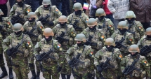 Stire din Eveniment : DE CE VREM MILITARI SLABI ȘI DEZBINAȚI?  ARMATĂ DE SURZI ȘI ORBI, PROST PLĂTIȚI ȘI UMILIȚI?