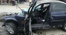 Stire din Eveniment : TRAGEDIE RUTIERĂ! Tânăr de 19 ani, MORT după ce s-a izbit cu mașina în parapet