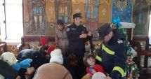 Stire din Eveniment : Moș Crăciun, ajutat de pompieri, a ajuns în satul Miorița