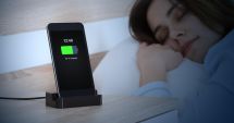 Stire din Tehnologie : Îți ții telefonul la încărcat noaptea? Iată ce trebuie să știi despre bateria smartphone-ului tău