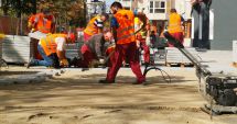 Stire din Social : Se recondiționează trotuarele în mai multe zone din oraș