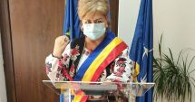 Stire din Politică-Administrație : Gabriela Iacobici, primar pentru încă patru ani la Grădina. "Oamenii mă iubesc pentru că şi eu îi iubesc!"