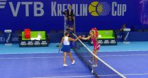 Stire din Sport : Tenis / Lucky loser în calificări, Irina Bara a fost eliminată din turneul WTA de la Moscova