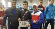 Stire din Sport : Box / Pugilist de la CS Năvodari, medaliat cu bronz la Campionatele Naţionale de juniori