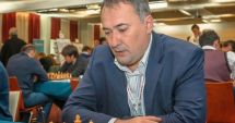 Stire din Sport : Corina Peptan şi Vladislav Nevednichy, noii campioni ai României la şah rapid