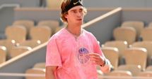 Stire din Sport : Tenis / Andrei Rublev, al cincilea jucător infectat cu virusul Covid-19 după participarea la turneul de la Abu Dhabi