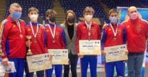 Stire din Sport : Scrimă / Echipa masculină de sabie a României, medaliată cu argint la Riposta Cup 2022 - cadeţi