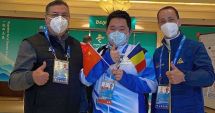 Stire din Sport : JO de iarnă 2022 / Preşedintele COSR, Mihai Covaliu, luat în primire la Beijing de asistentul „Ionuţ”