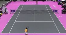 Stire din Sport : Tenis / Sorana Cîrstea s-a oprit în semifinalele turneului WTA de la Lyon