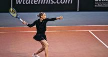 Stire din Sport : Tenis / Ana Bogdan, eliminată de slovaca Schmiedlova din turneul de la Marbella. Set alb în meci!
