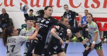 Stire din Sport : Handbal / CSM Bucureşti a revenit pe primul loc în clasament. Rapidul are însă un meci mai puţin disputat