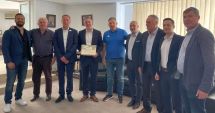 Stire din Sport : Kaiac-canoe / Conducătorii federaţiilor internaţională şi europeană, în vizită la sportivii ucraineni cazaţi la Snagov