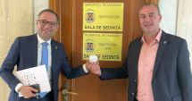 Stire din Sport : Oina va avea o zi dedicată şi va fi finanţată direct printr-un program naţional