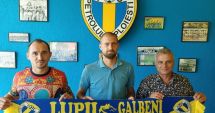 Stire din Sport : Fotbal / Bursa transferurilor. Tamaş a semnat cu Petrolul, Costache a ajuns la Rapid