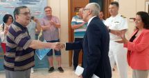 Stire din Sport : Trofeu onorific conferit antrenorului Petrică Vasile, pentru întreaga carieră