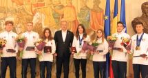 Stire din Sport : Bianca Costea şi Andra Gorecki, de la LPS Constanţa, felicitate de ministrul Apărării